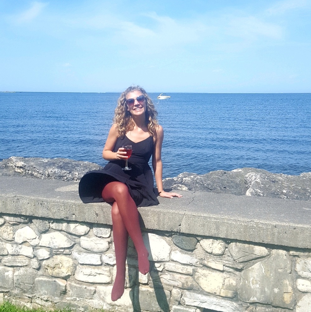 Meet your Posher, Tessa